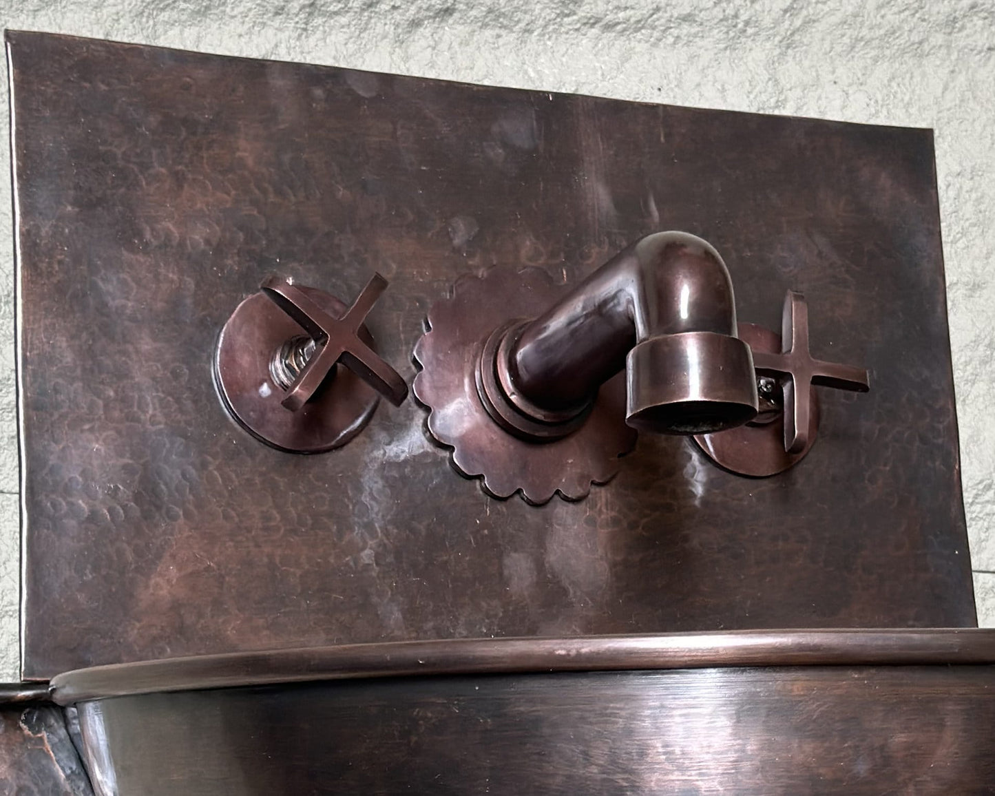 Handcarfted Hammered Copper Hung Basin With Mixer Faucet