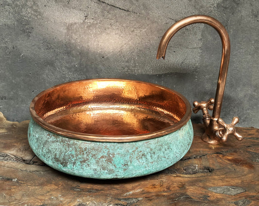 Oxidized Copper Sink Bathoom , Green Patina Copper Washbasin