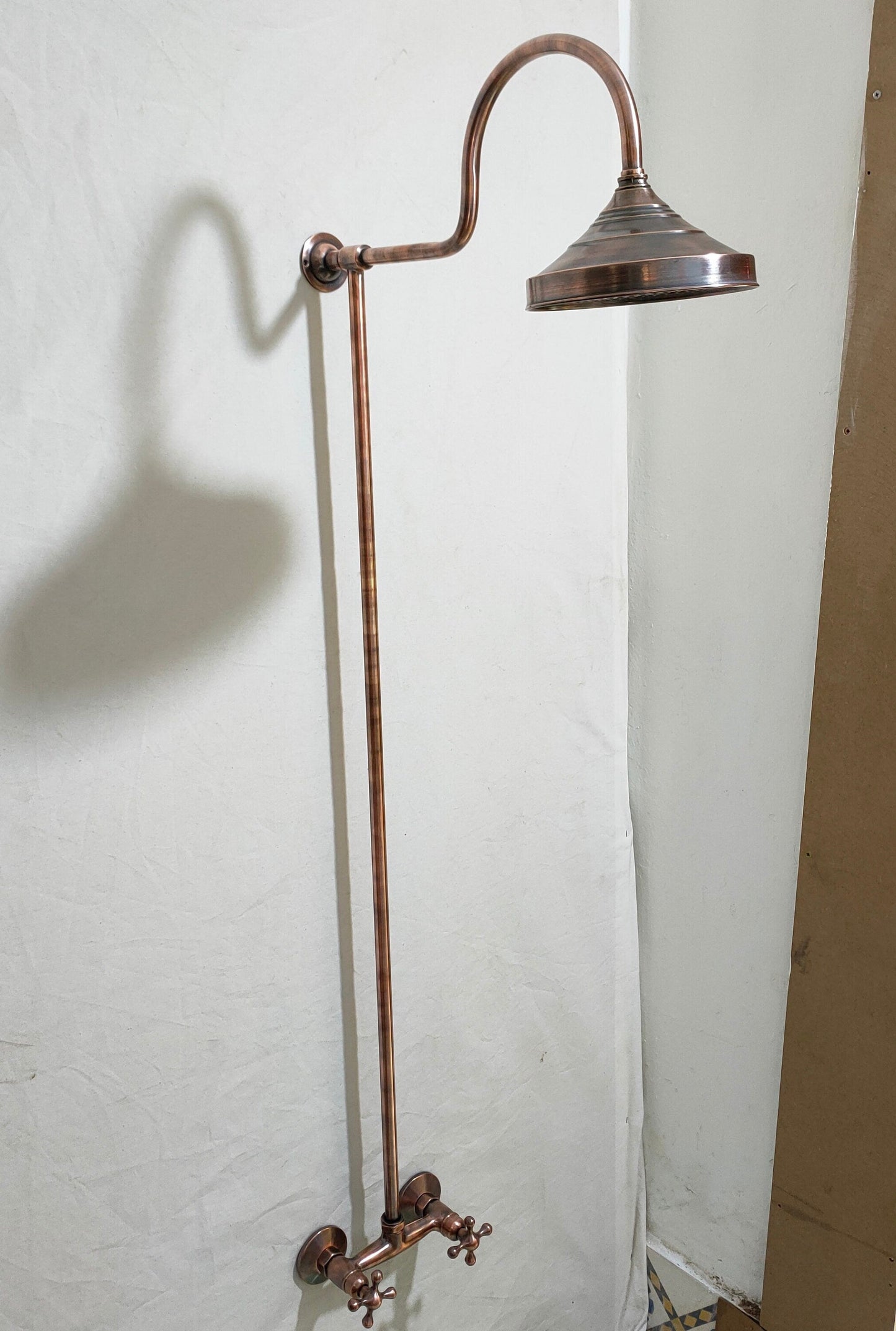 Copper Indoor and outdoor Shower System High Pressure with Round Shower Head