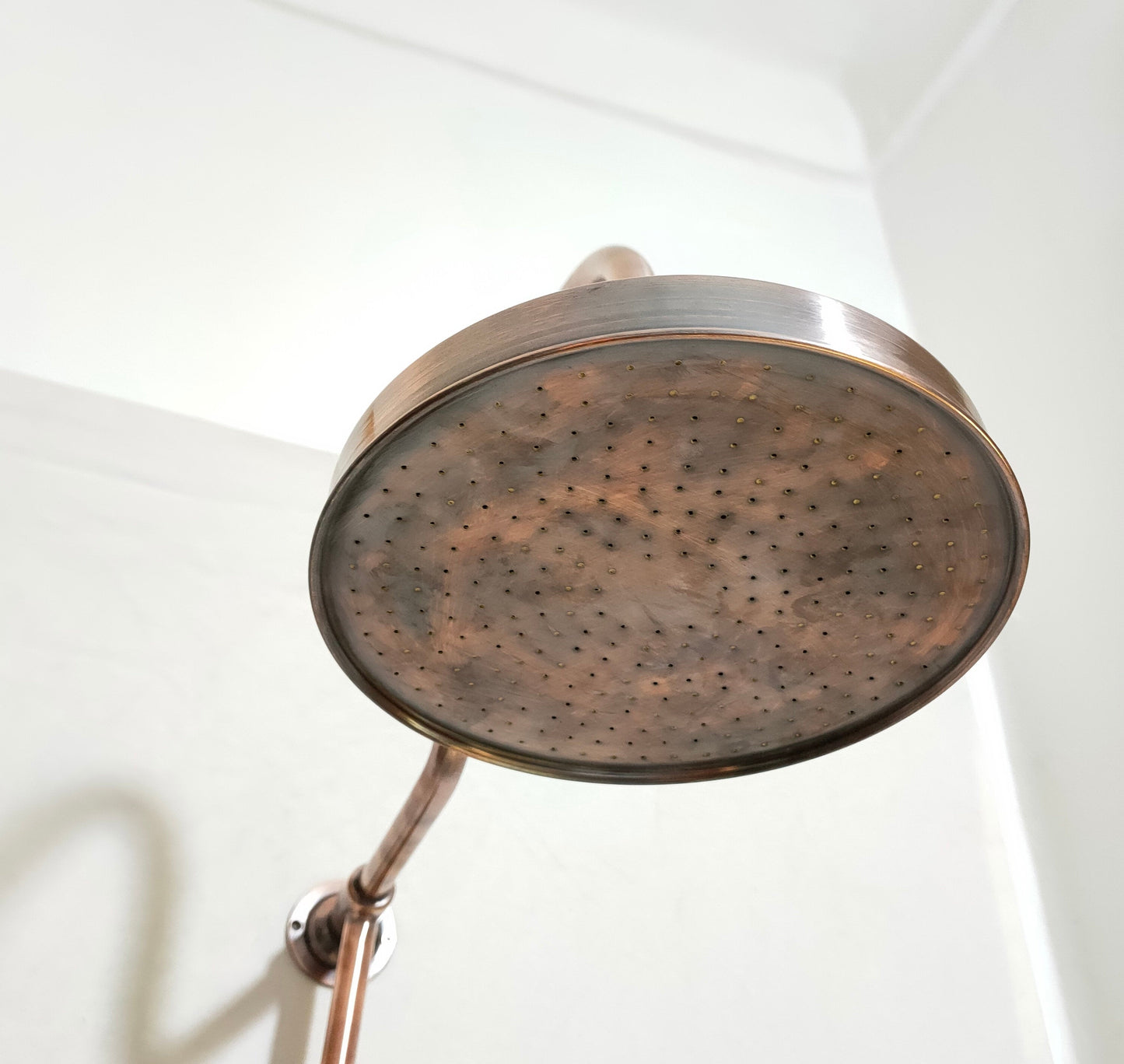 Copper Indoor and outdoor Shower System High Pressure with Round Shower Head