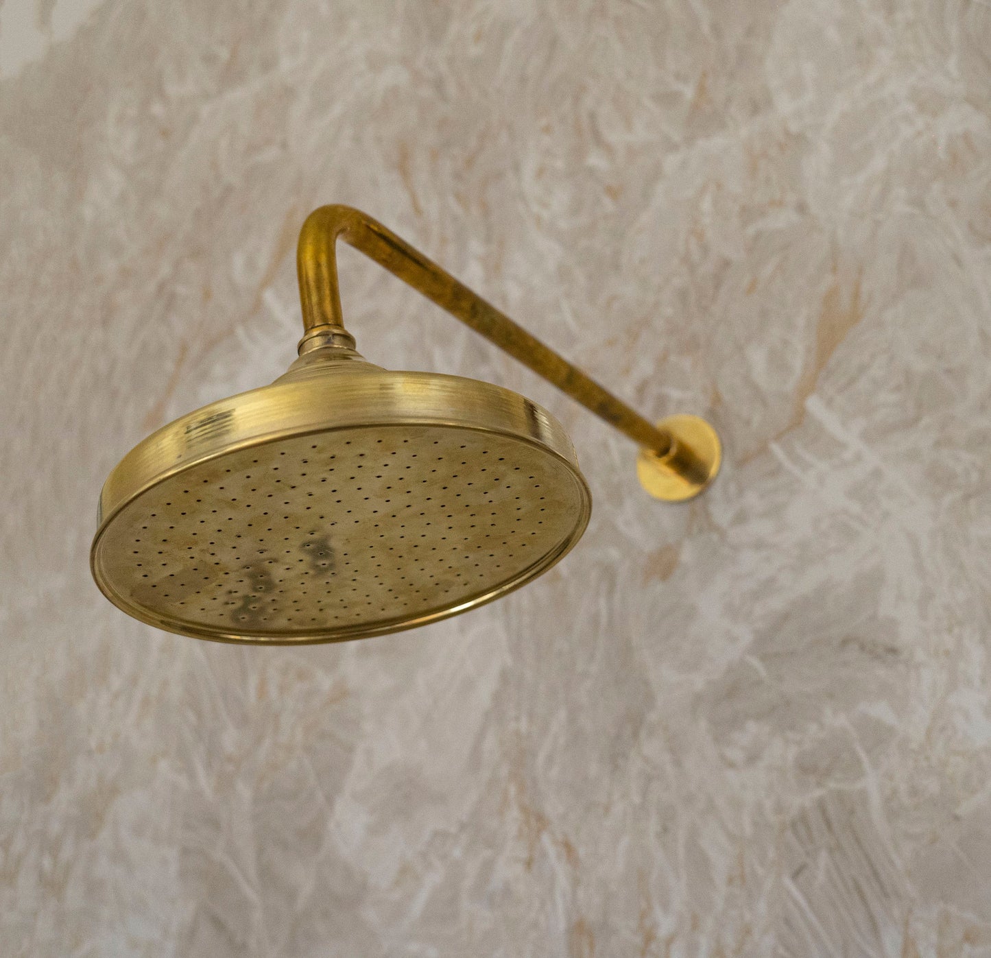 Solid Brass Shower Head Outdoors, High-Pressure Shower Head, Rainfall Shower Head.
