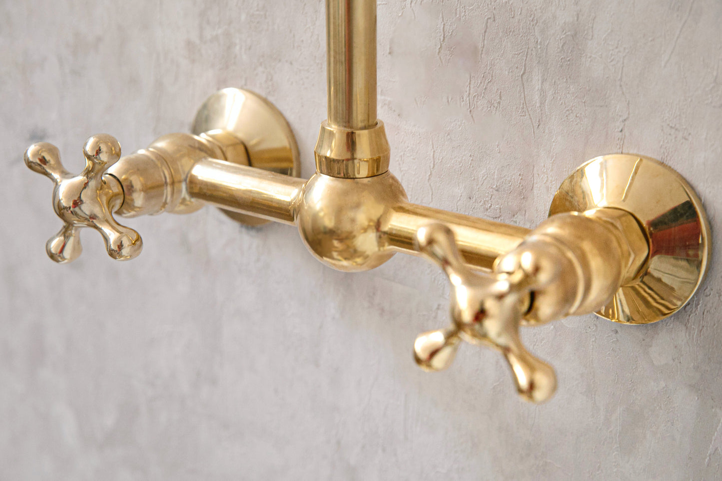 Unlacquered Wall Mounted Brass Gooseneck Faucet