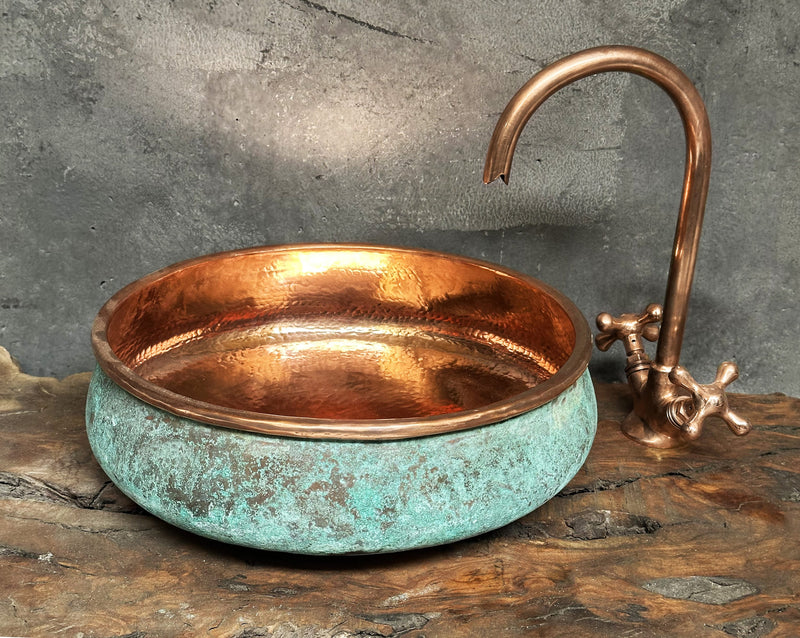 Oxidized Copper Sink Bathoom , Green Patina Copper Washbasin