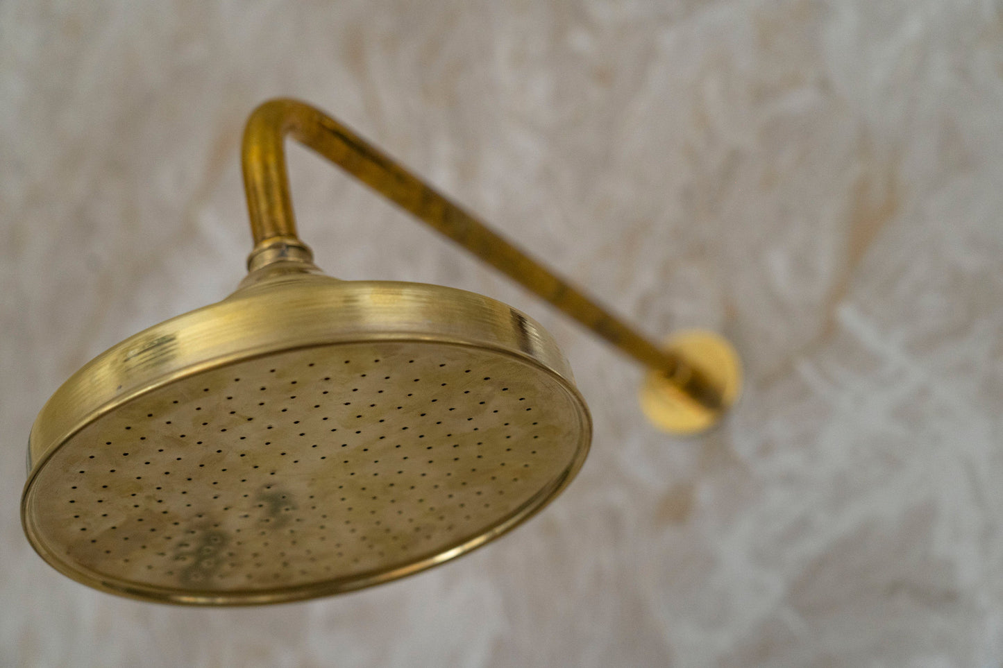 Solid Brass Shower Head Outdoors, High-Pressure Shower Head, Rainfall Shower Head.